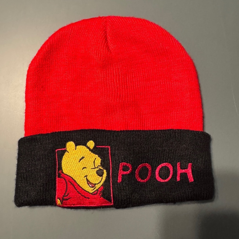 Vintage Disney Winnie the Pooh Beanie Red Black Embroidered Knit Hat Accessory